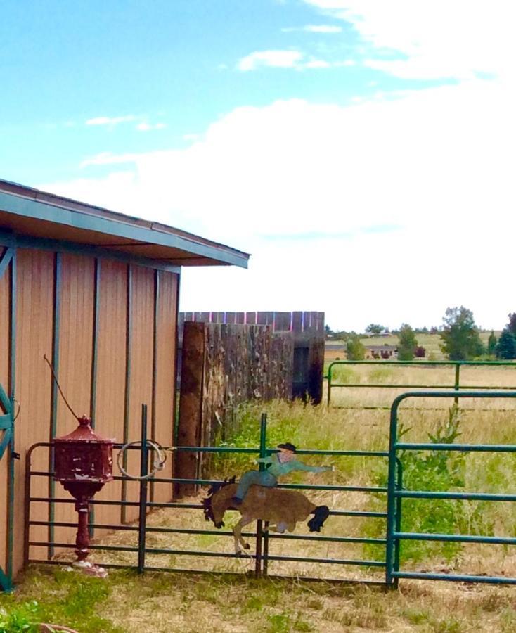 Yellowstone Cattle Baron Ensuite, Private Entrance & Parking - Prairie Rose B&B Cheyenne Buitenkant foto