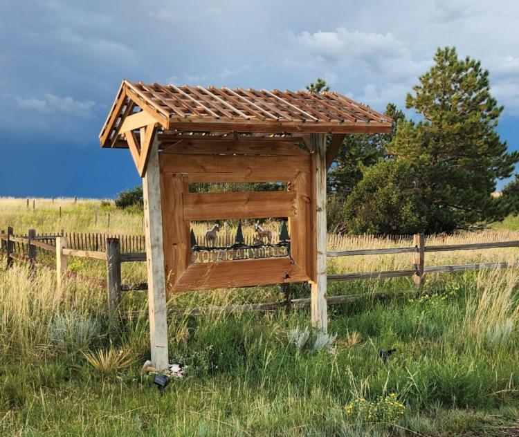 Yellowstone Cattle Baron Ensuite, Private Entrance & Parking - Prairie Rose B&B Cheyenne Buitenkant foto